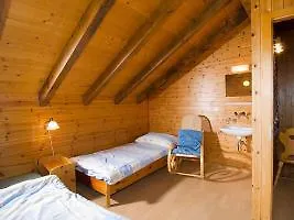 Feriendorf Tschuggen Hotel *